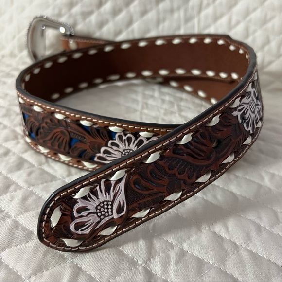 Nocona Genuine Leather Color Embossed Floral Stitch Belt Large Silver Buckle 36 - Picture 5 of 10